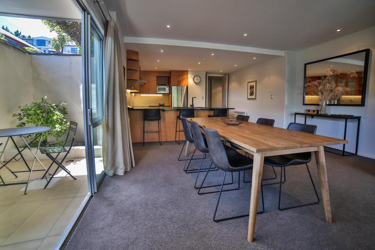 Lakeside Apartments Wanaka Esterno foto