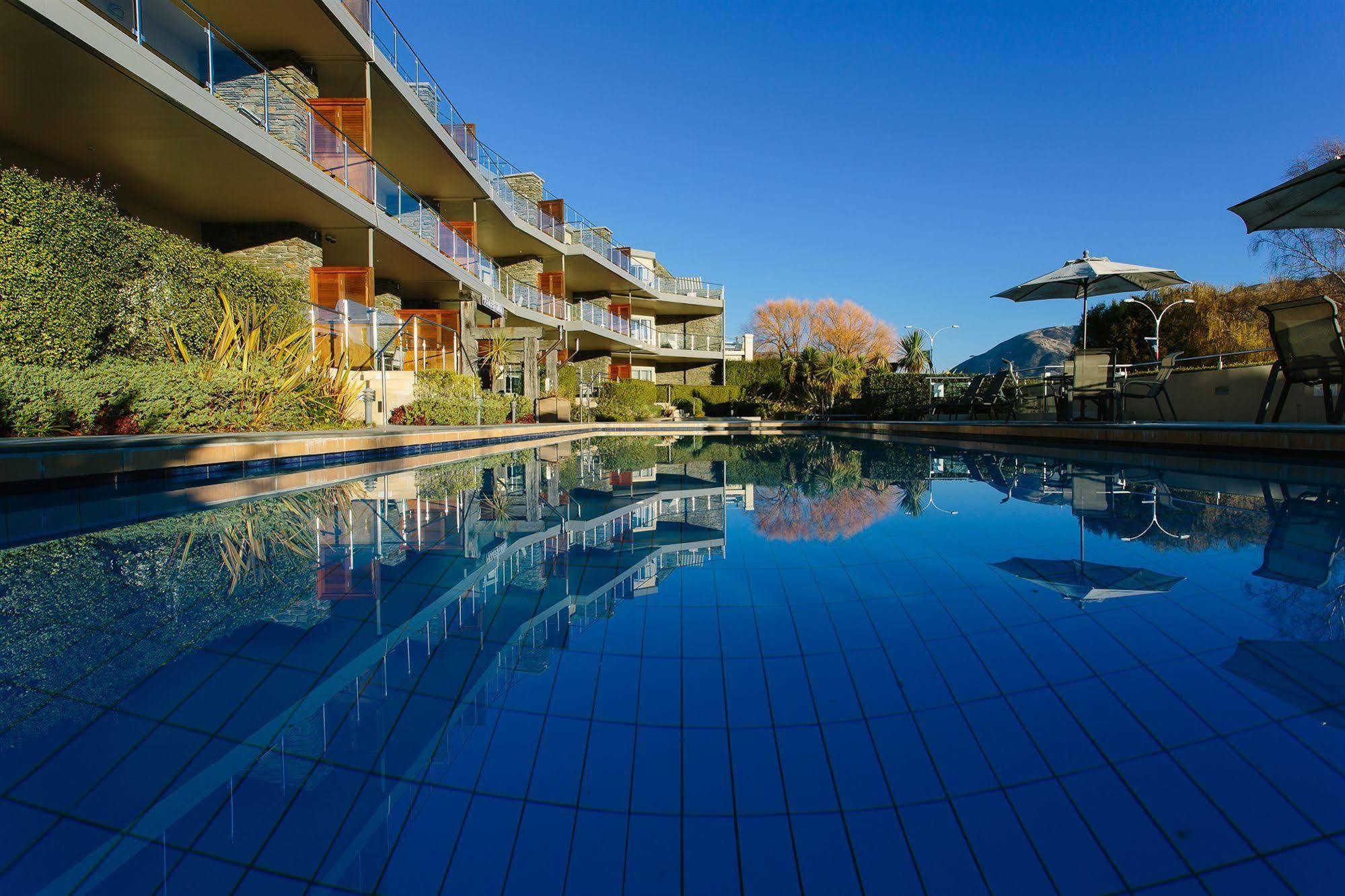 Lakeside Apartments Wanaka Esterno foto